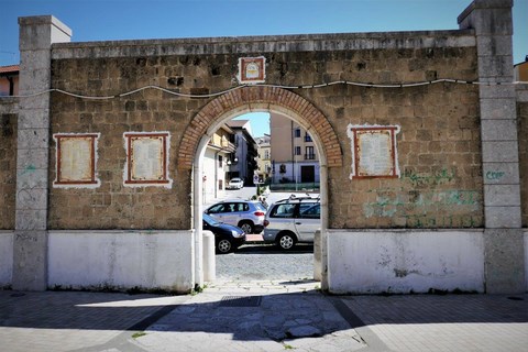 Arco Innamorati in Piazzetta degli Artisti Atripalda